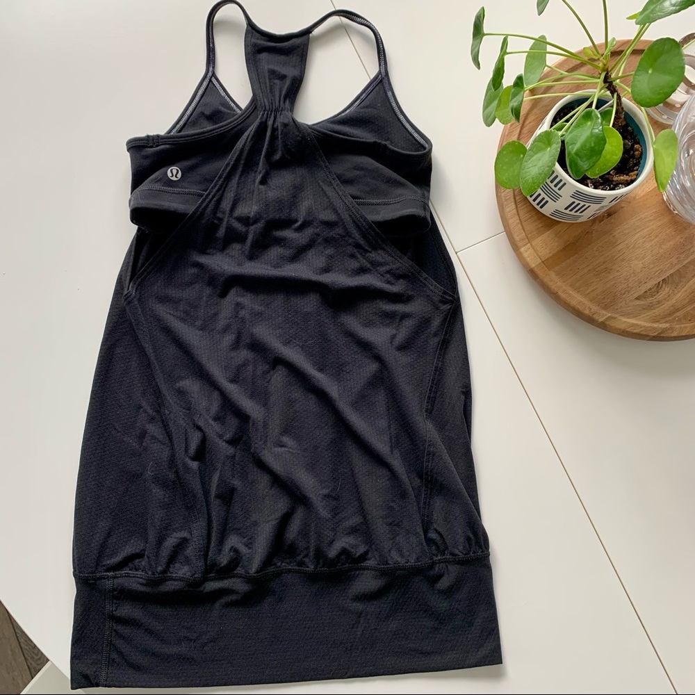 Lululemon Long Tank w. Bra